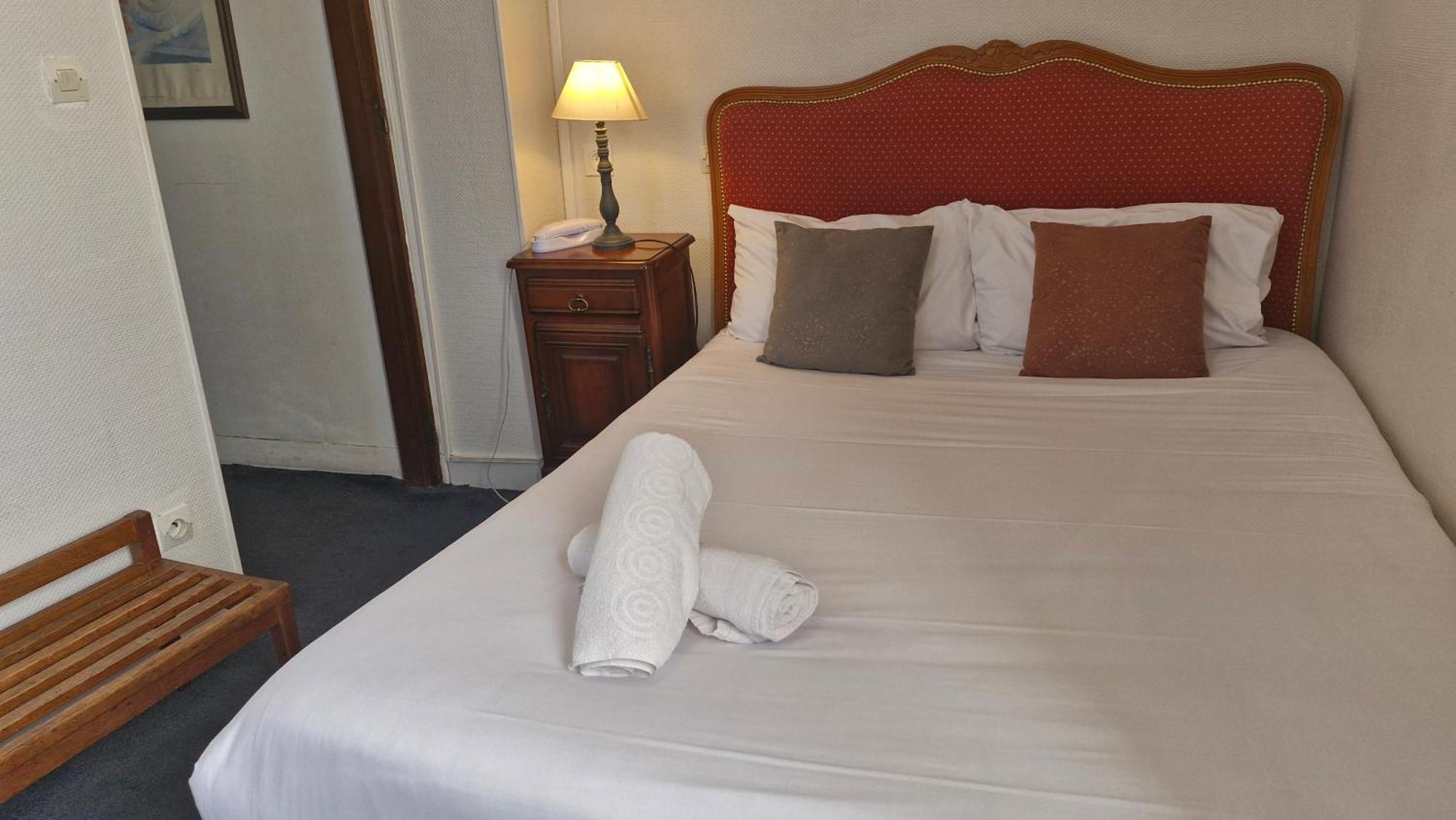 Hotel Saint Etienne Caen Dış mekan fotoğraf