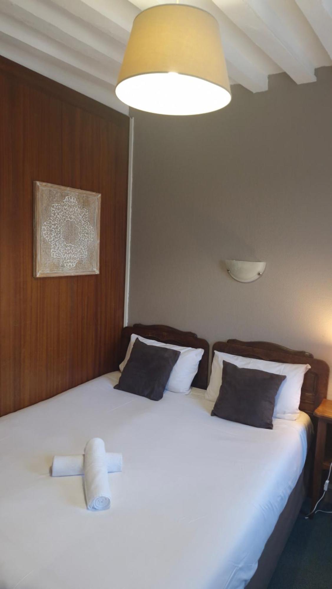 Hotel Saint Etienne Caen Dış mekan fotoğraf